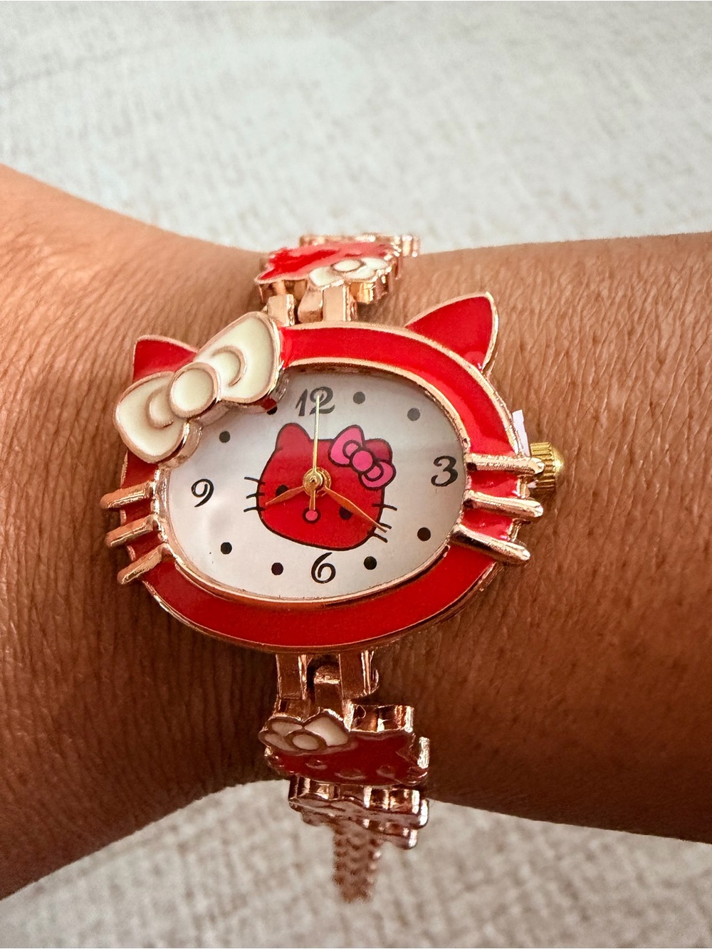 Hello Kitty Style Red Cat Face Women's Bracelet Watch